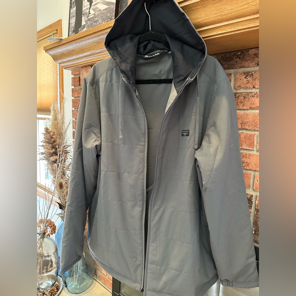 Men's Travis Mathew gray hooded jacket size XXL
